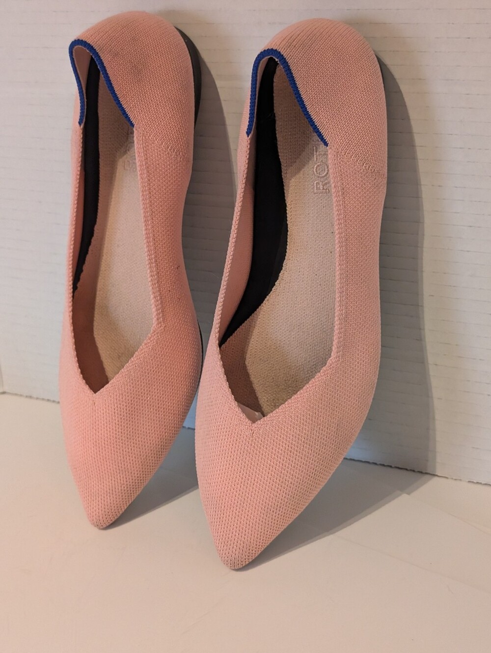 Rothys Pink Pointed Toe Flats Sz 9 - Picture 2 of 16